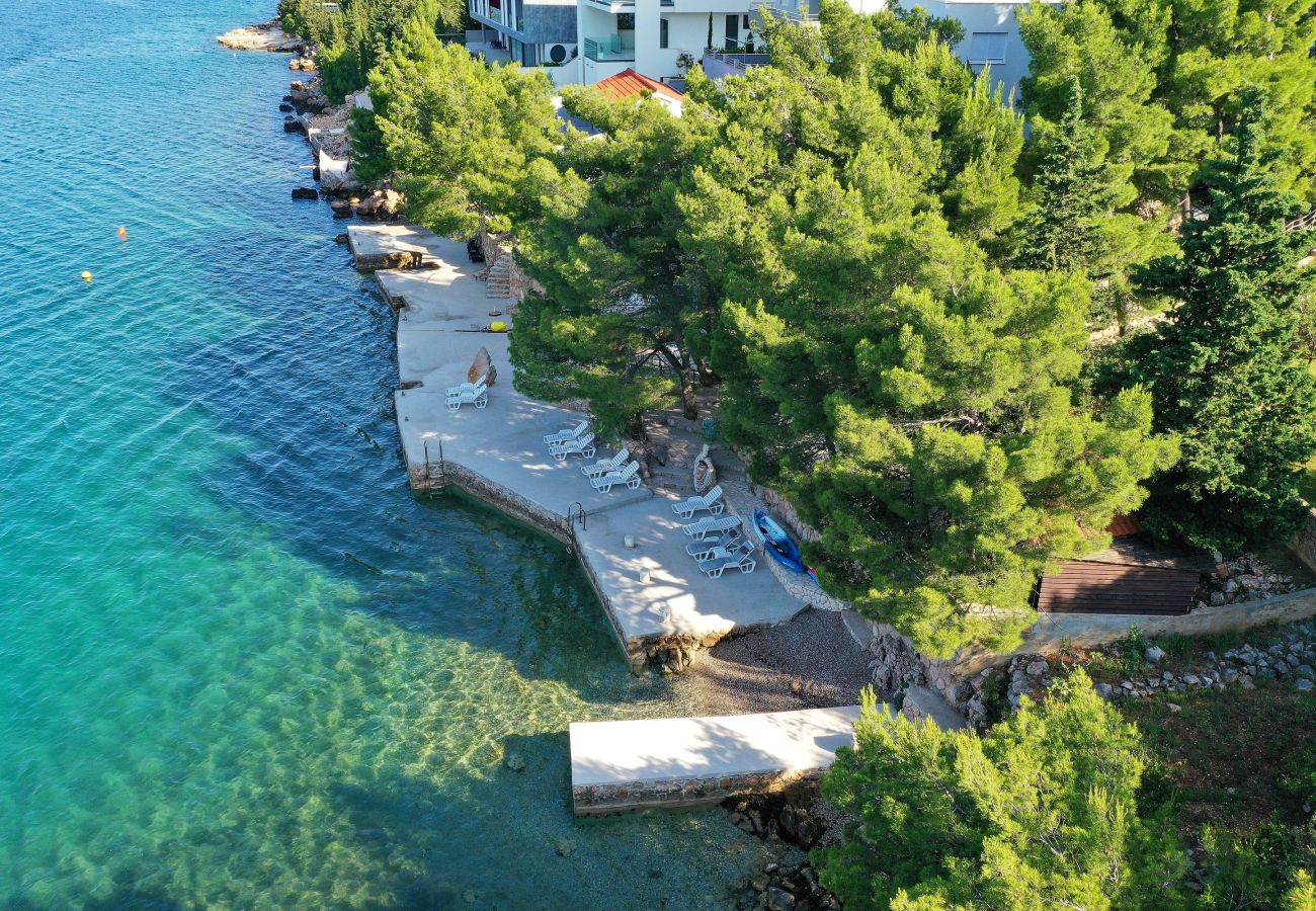 Apartment in Starigrad - Candela No. 1