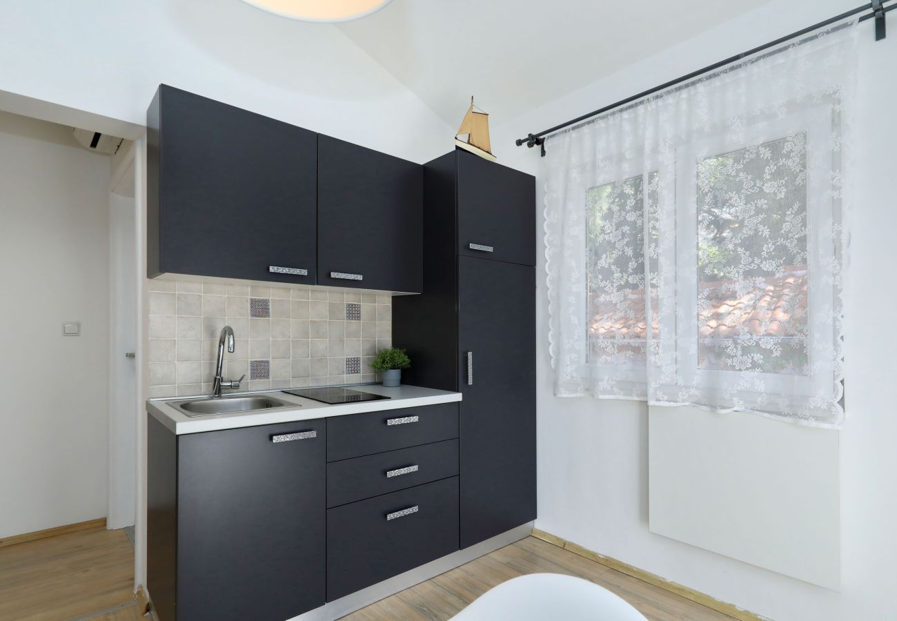 Apartment in Starigrad - Candela No. 3