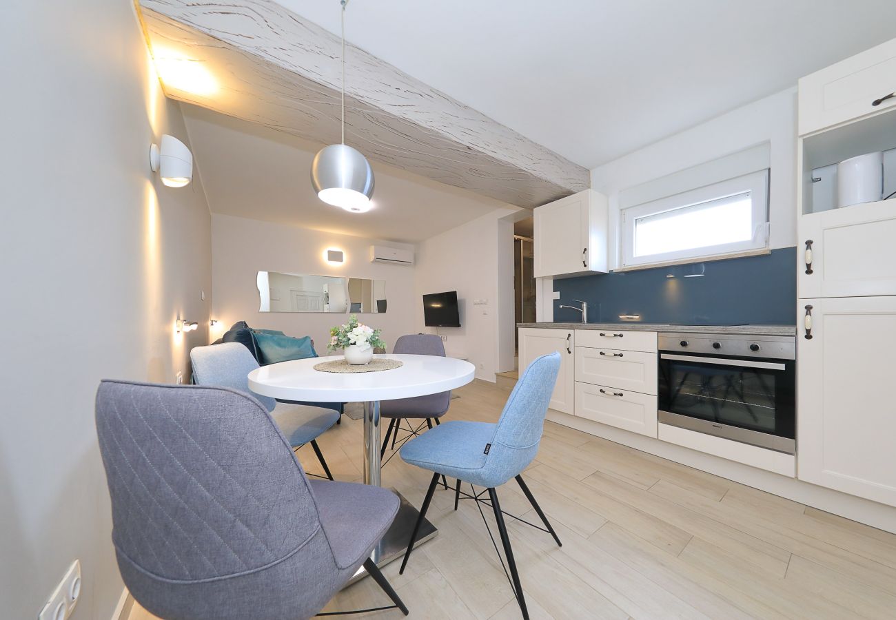 Apartment in Nin - jakov No.1