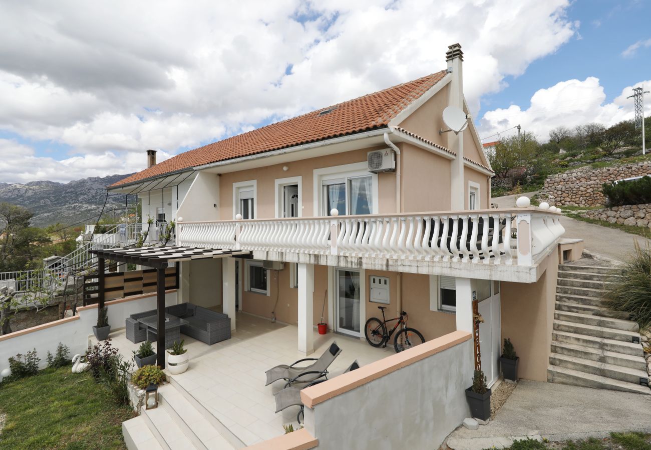 Apartment in Rovanjska - Marina, No. 2