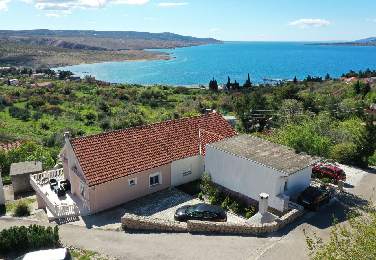 Apartment in Rovanjska - Marina, No. 1 - with garden and sea view