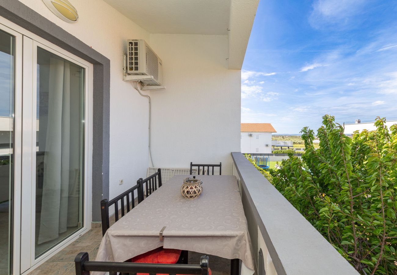 Apartment in Vrsi - Perinic, No. 2