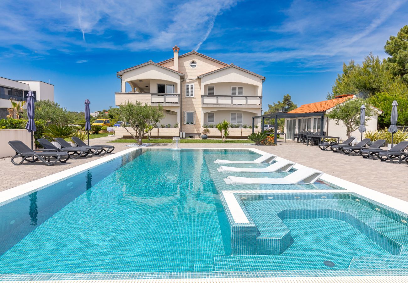 Apartment in Vir - Suva Punta No.2