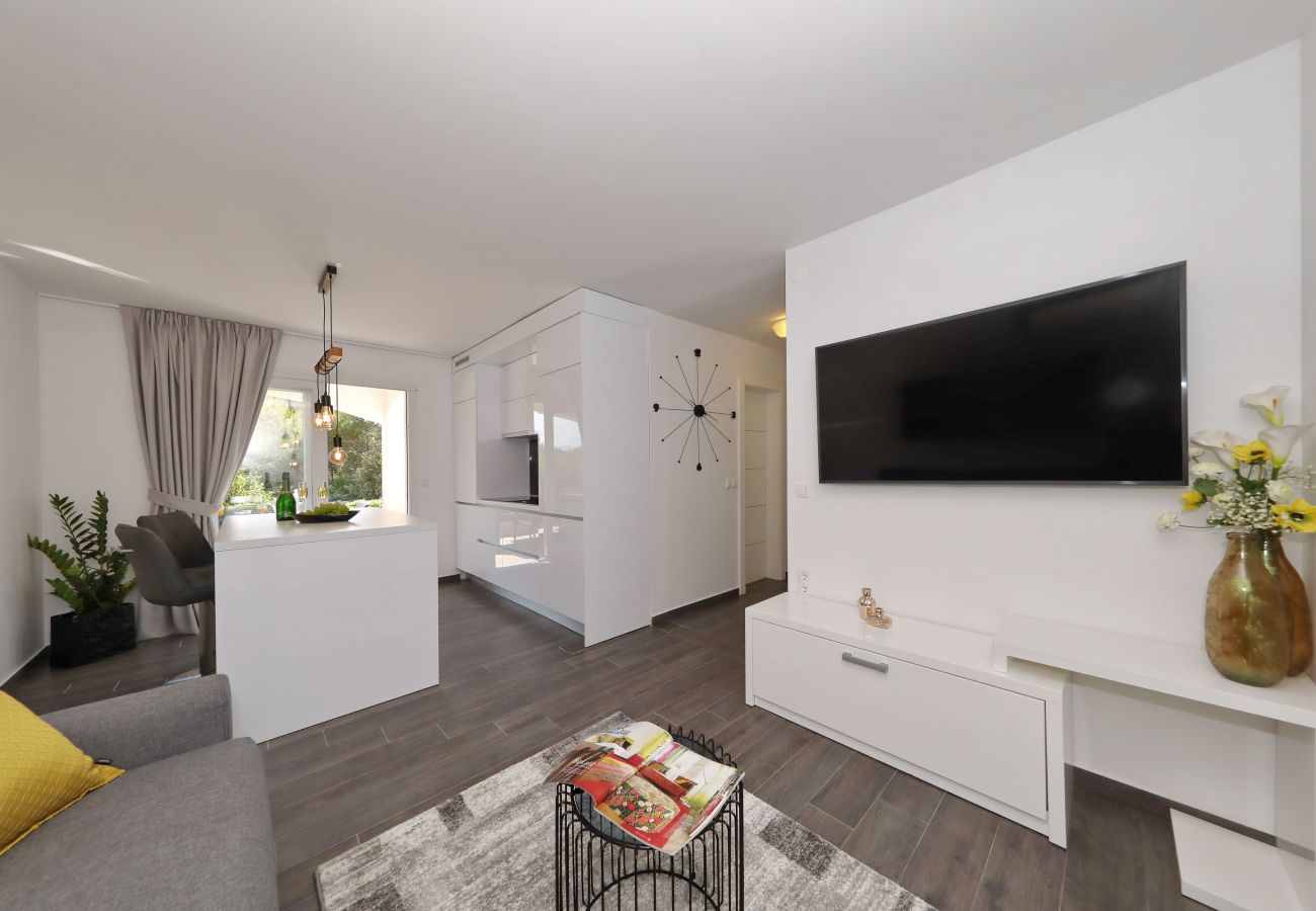 Apartment in Vir - Apartment Suva Punta 1 by the Sea