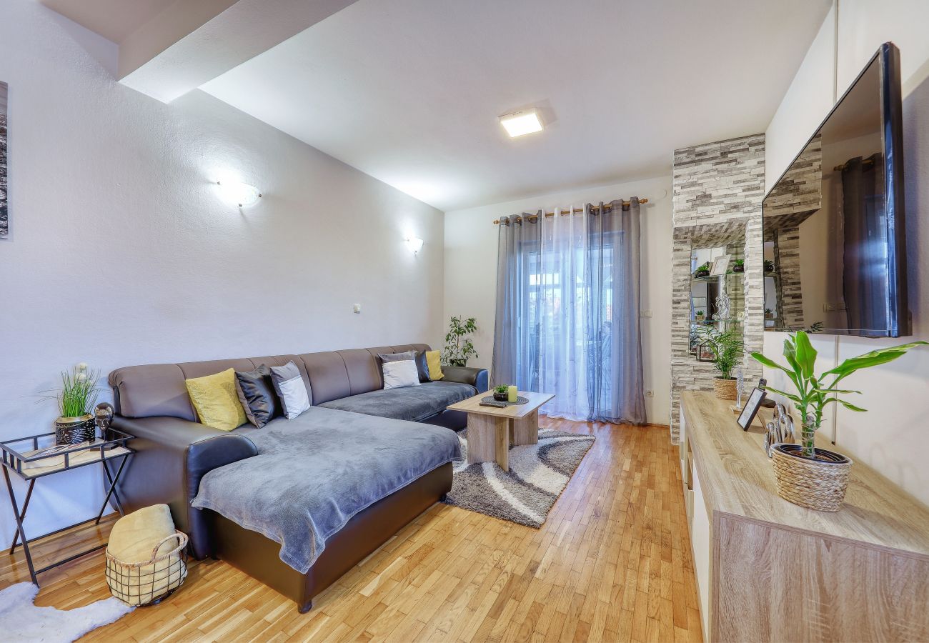 Apartment in Rovanjska - Pavao - Rovanjska