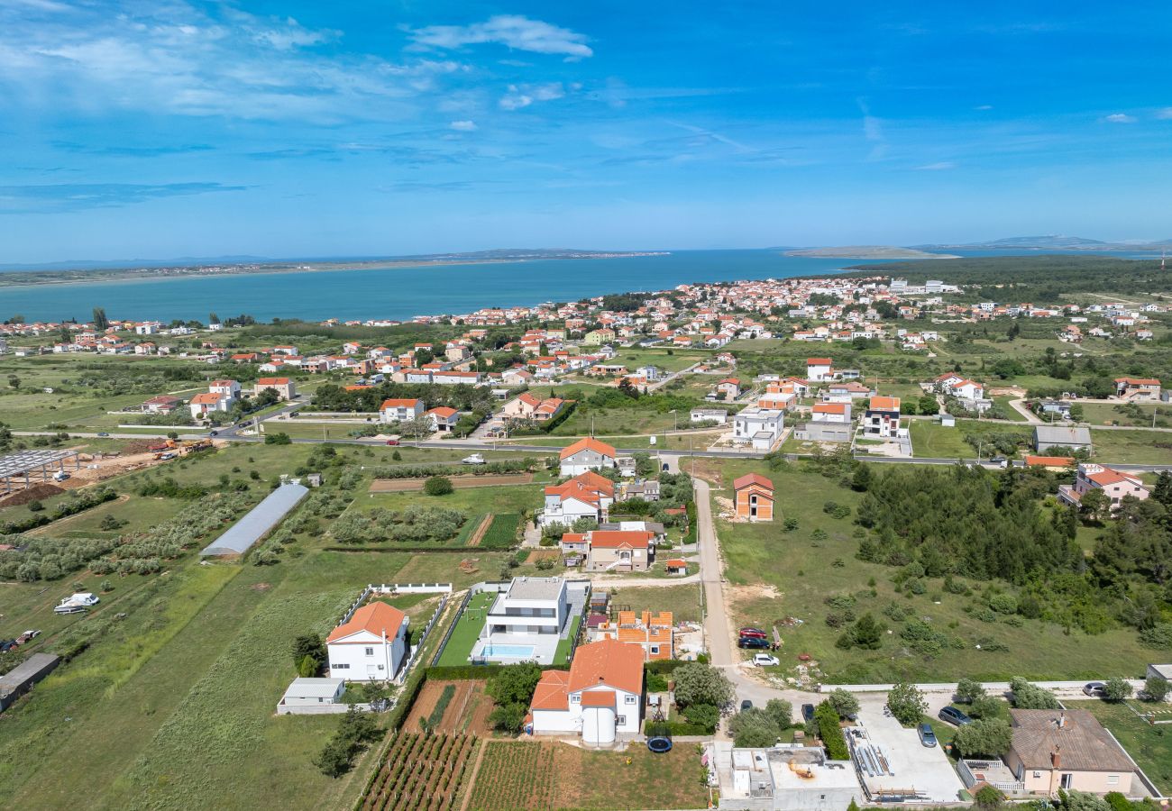 Apartment in Vrsi - perinic,no.1