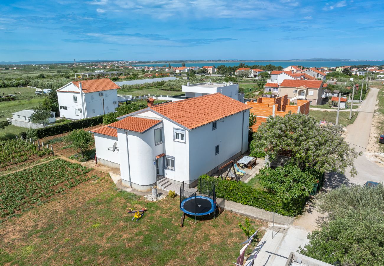 Apartment in Vrsi - perinic,no.1