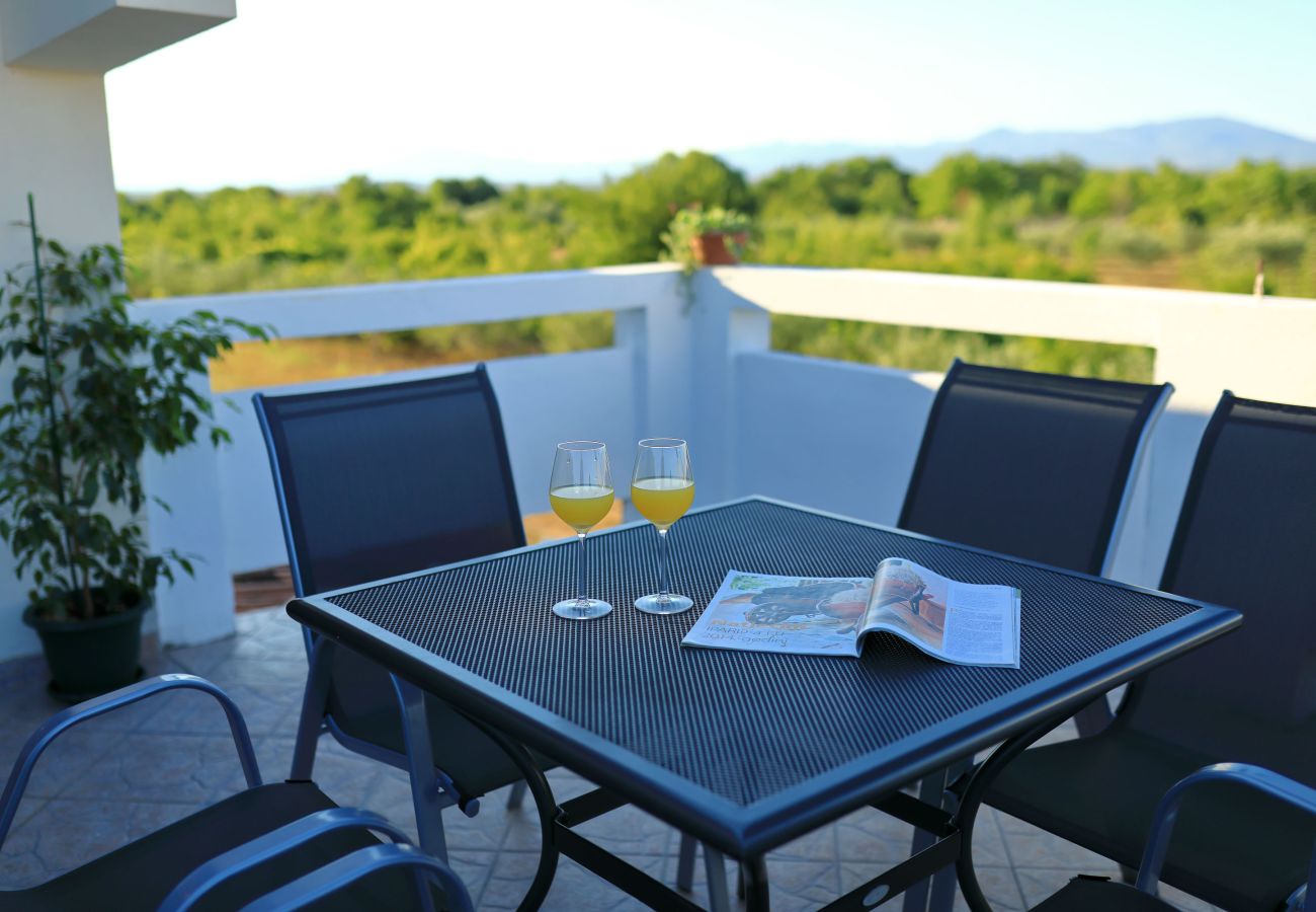 House in Puljane - Antona