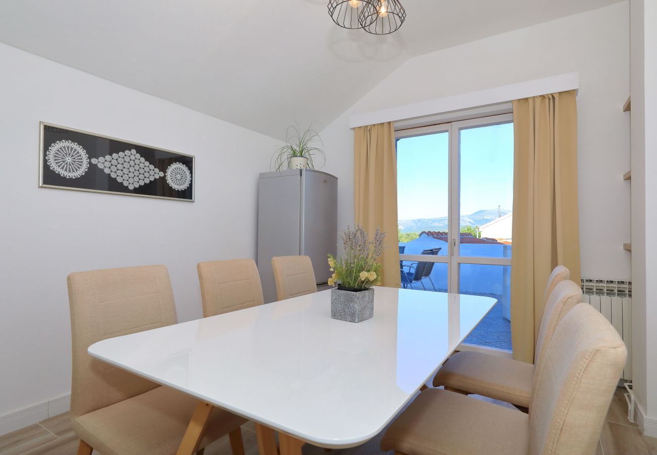 House in Puljane - Antona