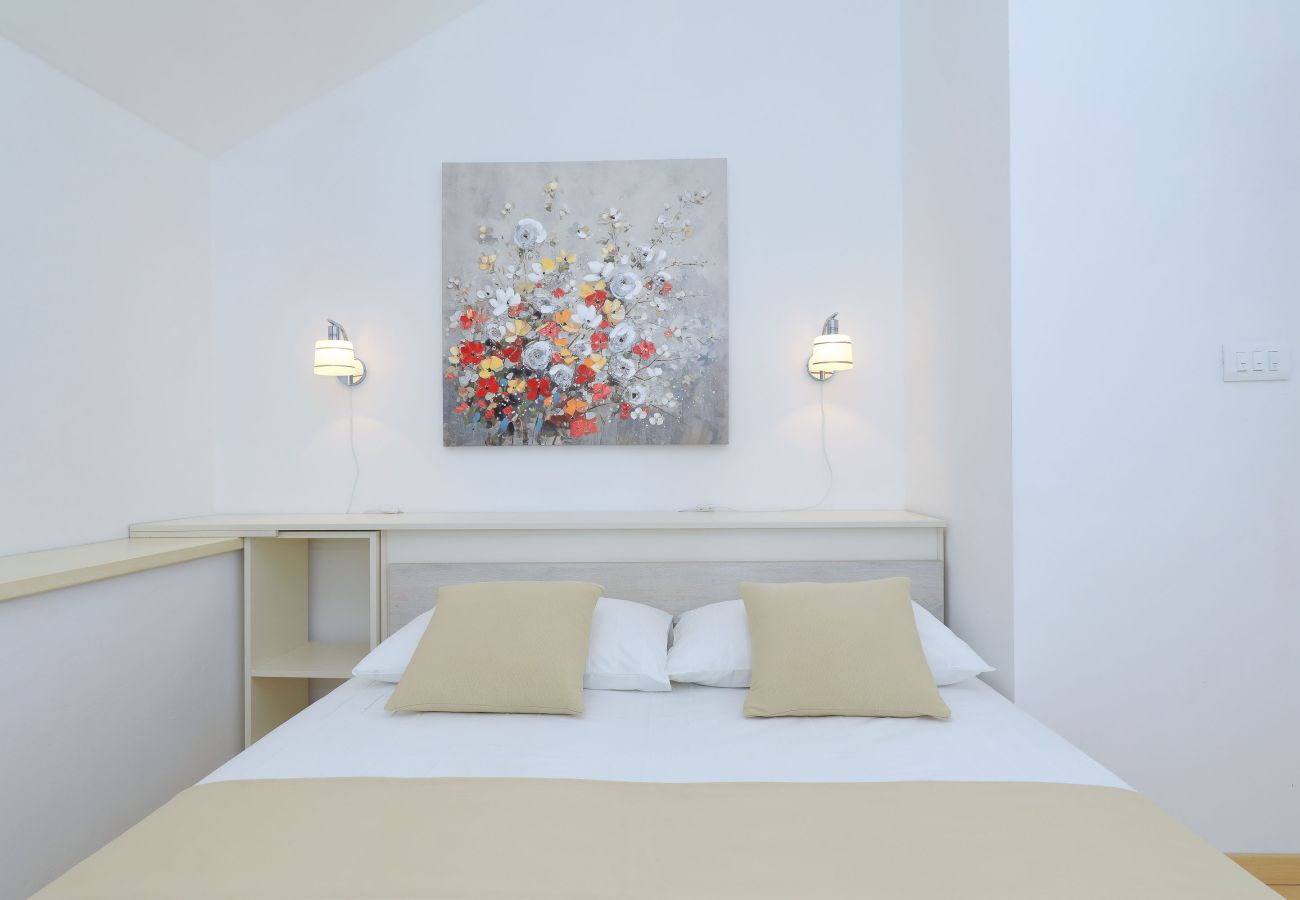 House in Puljane - Antona