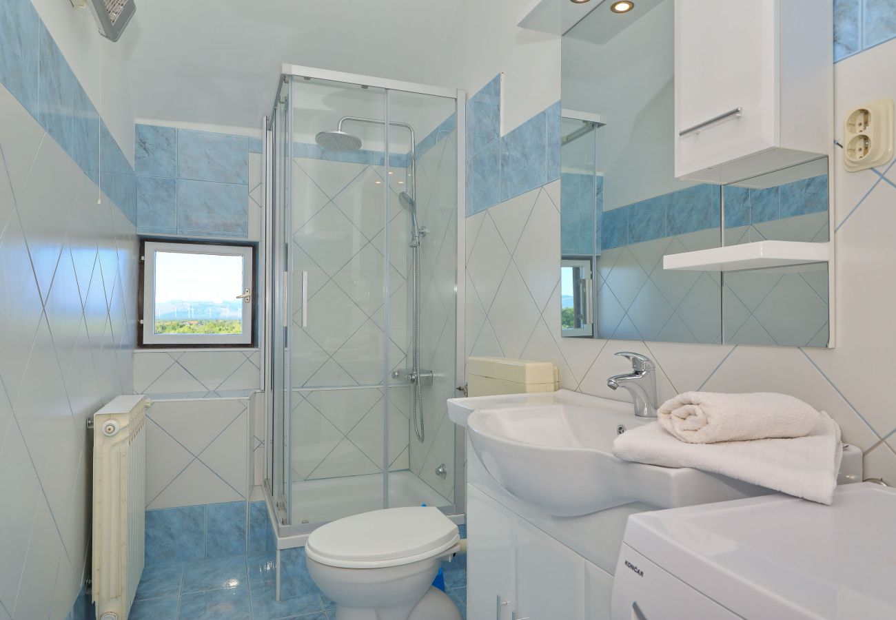 House in Puljane - Antona