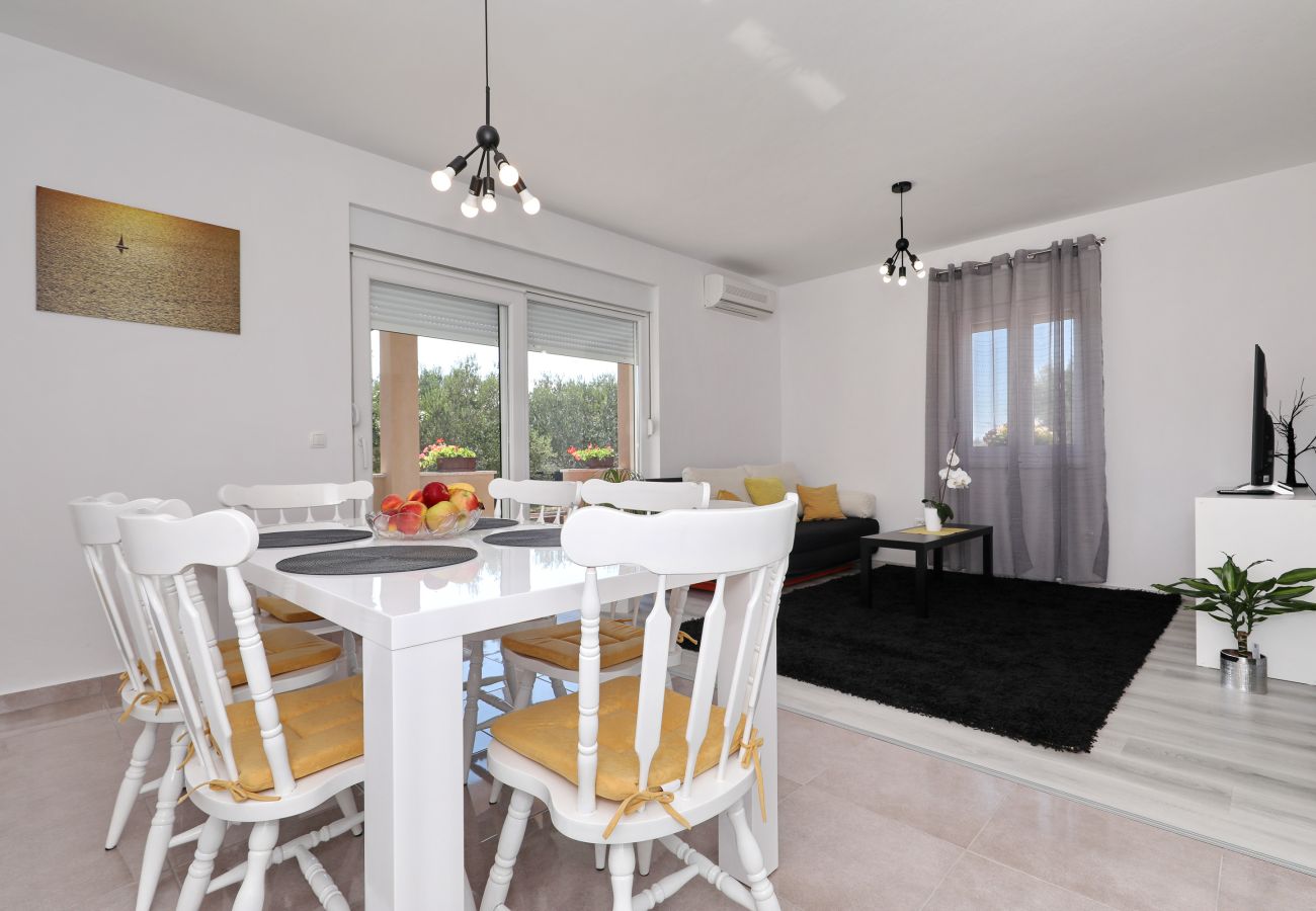Apartment in Zadar - Ferienwohnung Jerbic