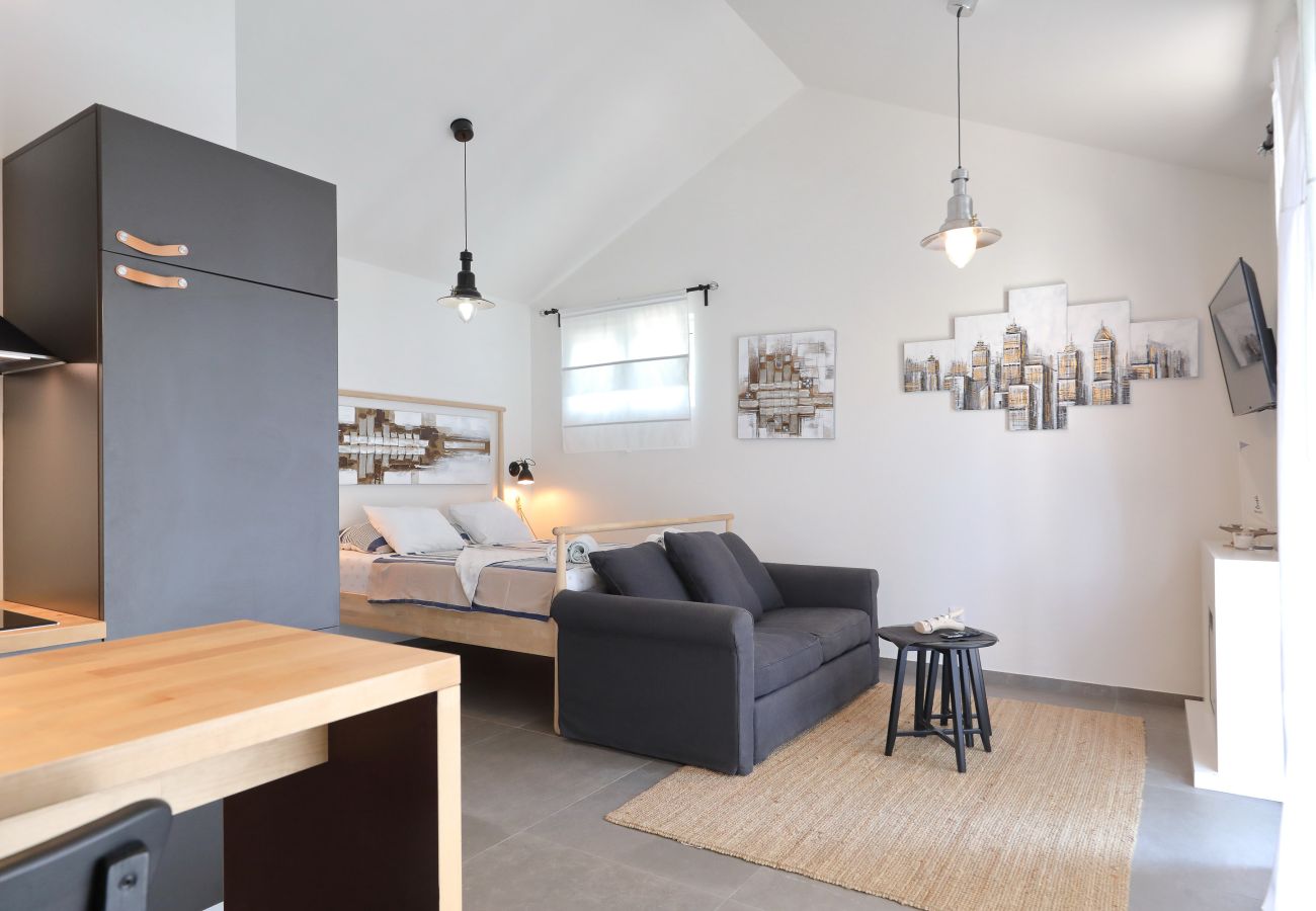 House in Starigrad - Steinhaus Mirko