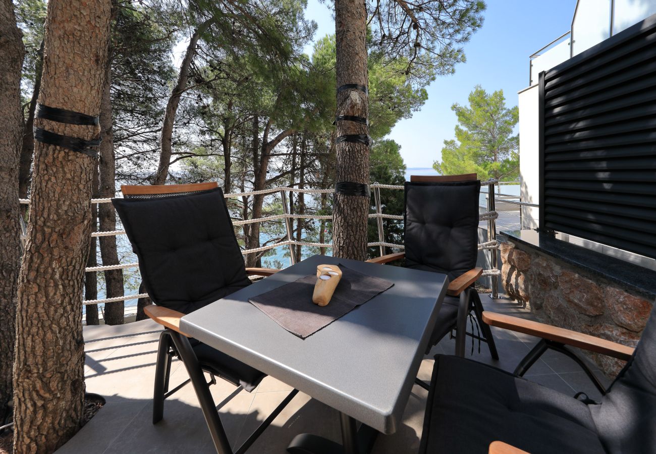 House in Starigrad - Steinhaus Mirko