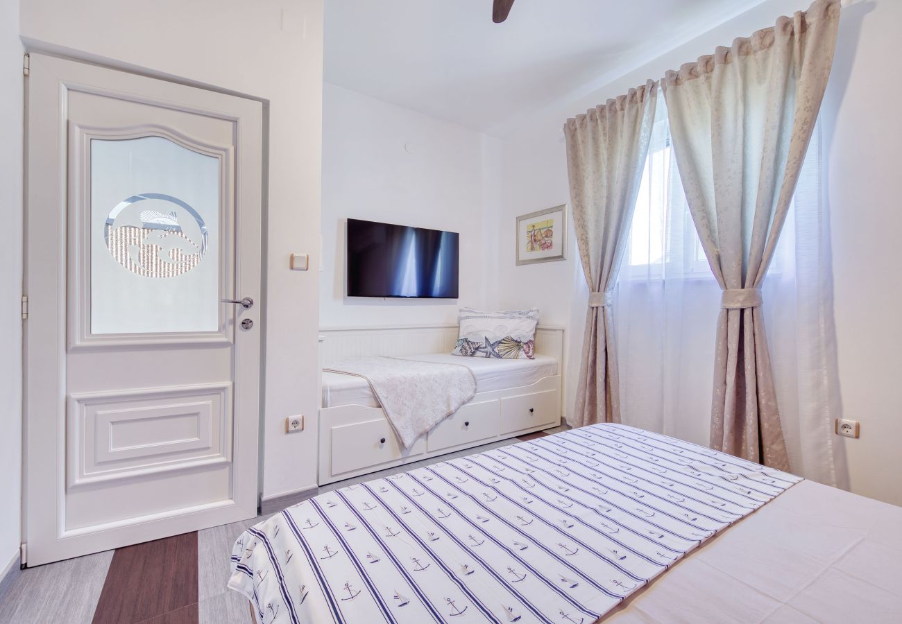 Villa in Starigrad - Villa Paulina