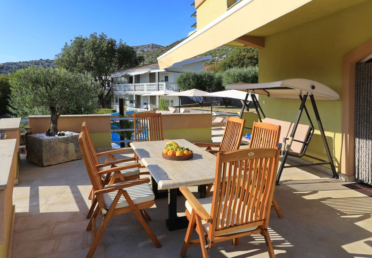 Villa in Starigrad - Villa Paulina