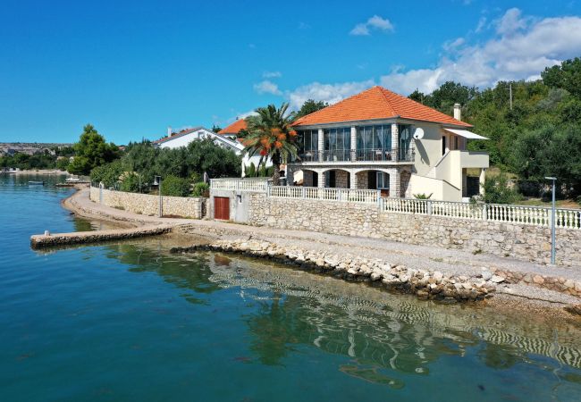 Apartment in Maslenica - Apartment LAURA 2