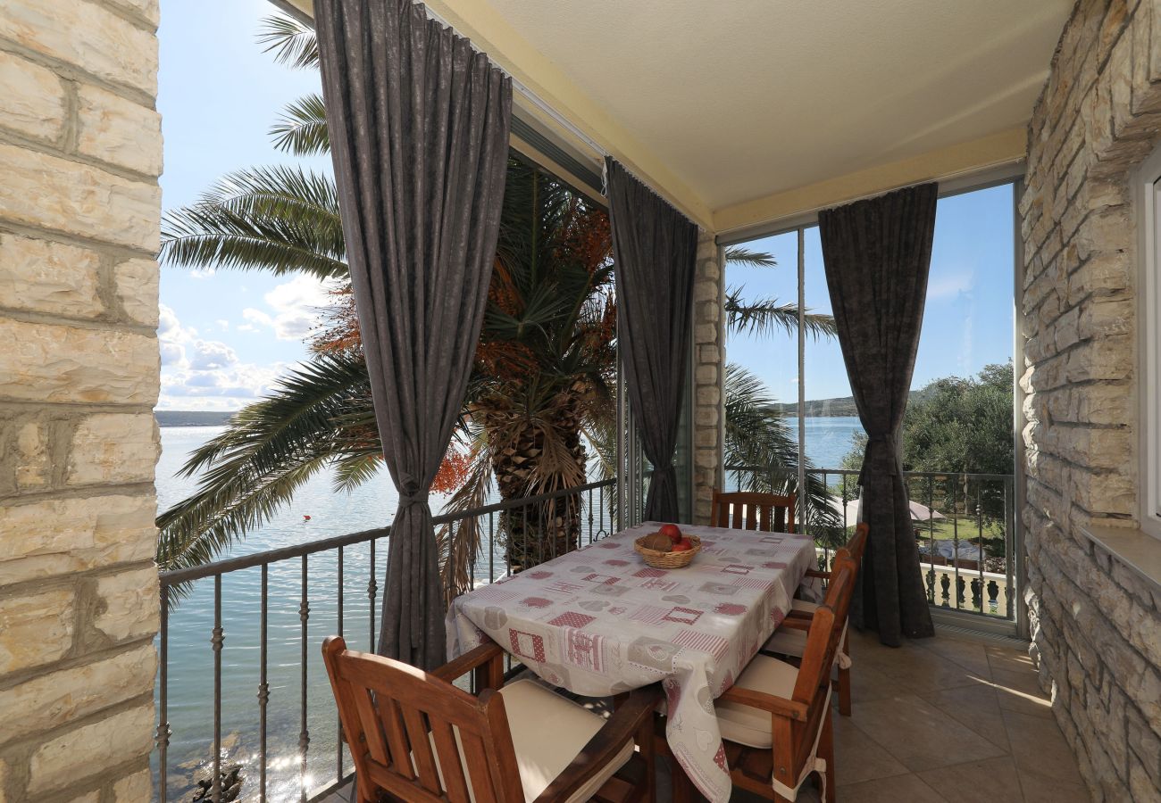 Apartment in Maslenica - Apartment LAURA 2