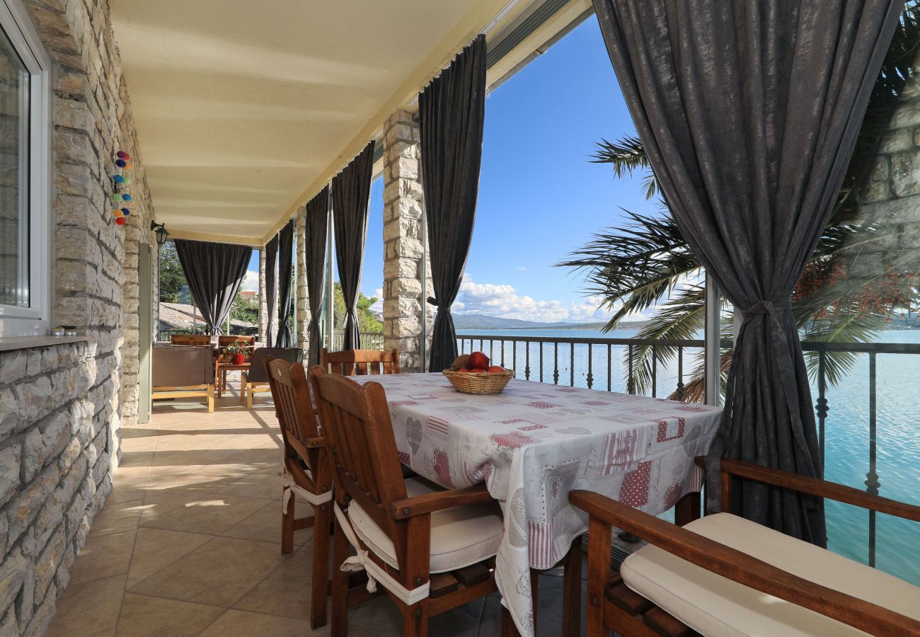 Apartment in Maslenica - Apartment LAURA 2