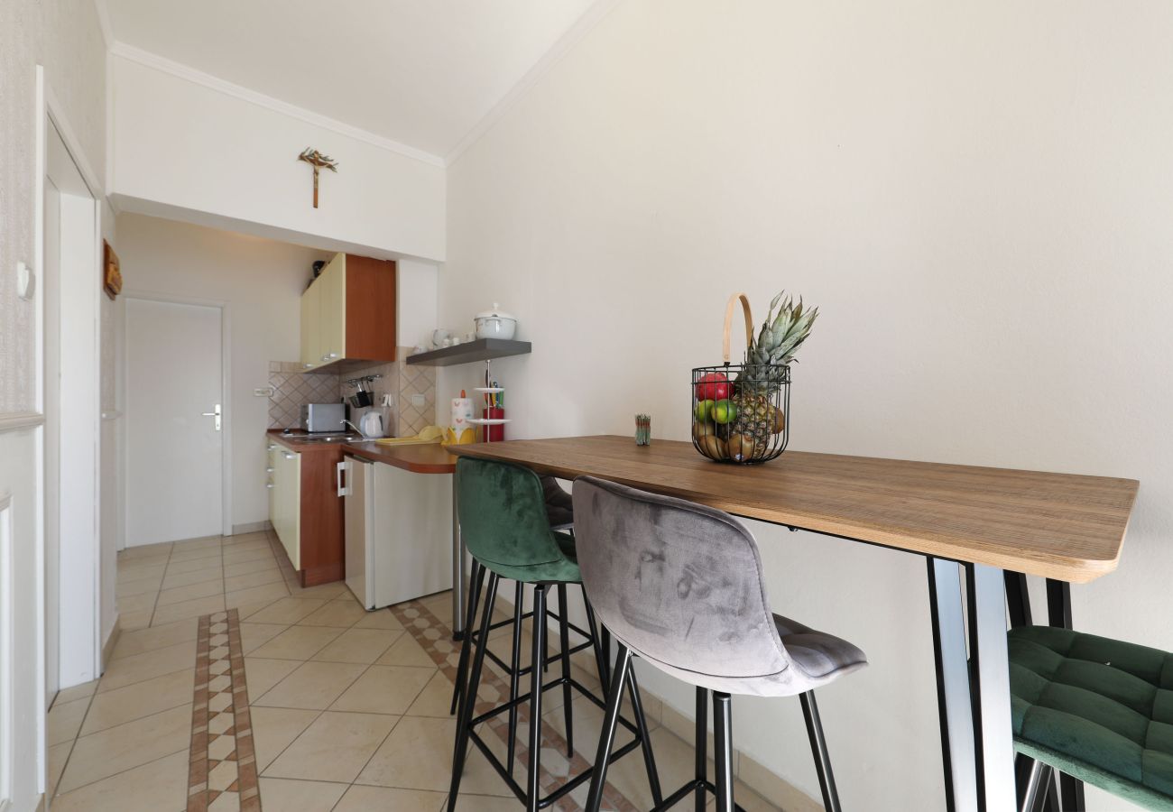 Apartment in Maslenica - Apartment LAURA 2