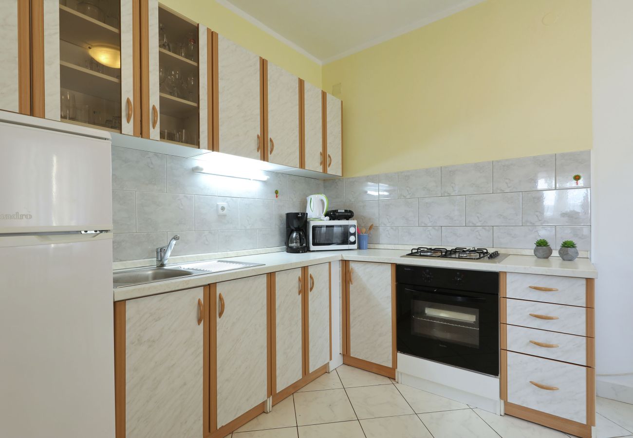 Apartment in Maslenica - Laura, No.3