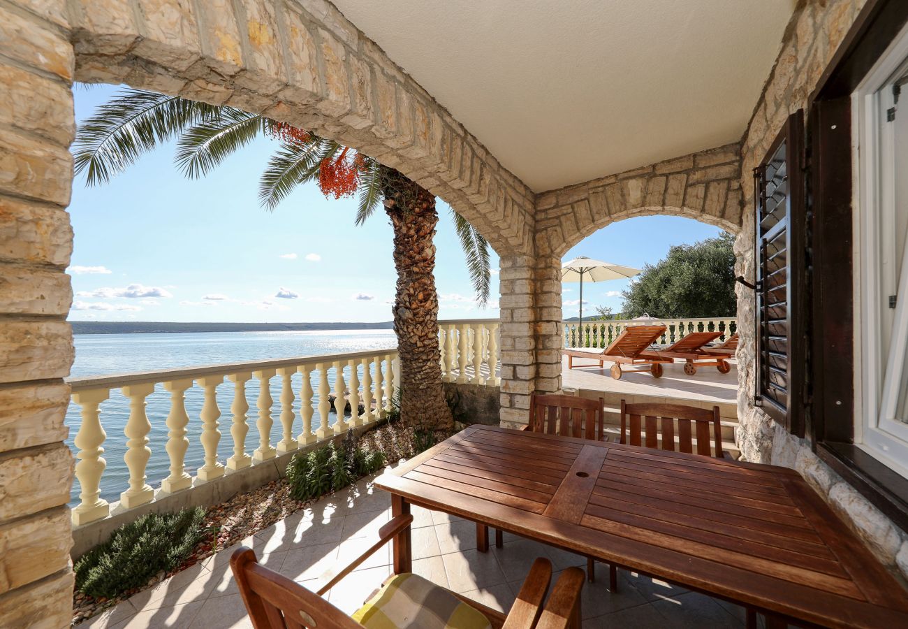 Apartment in Maslenica - Laura, No.3