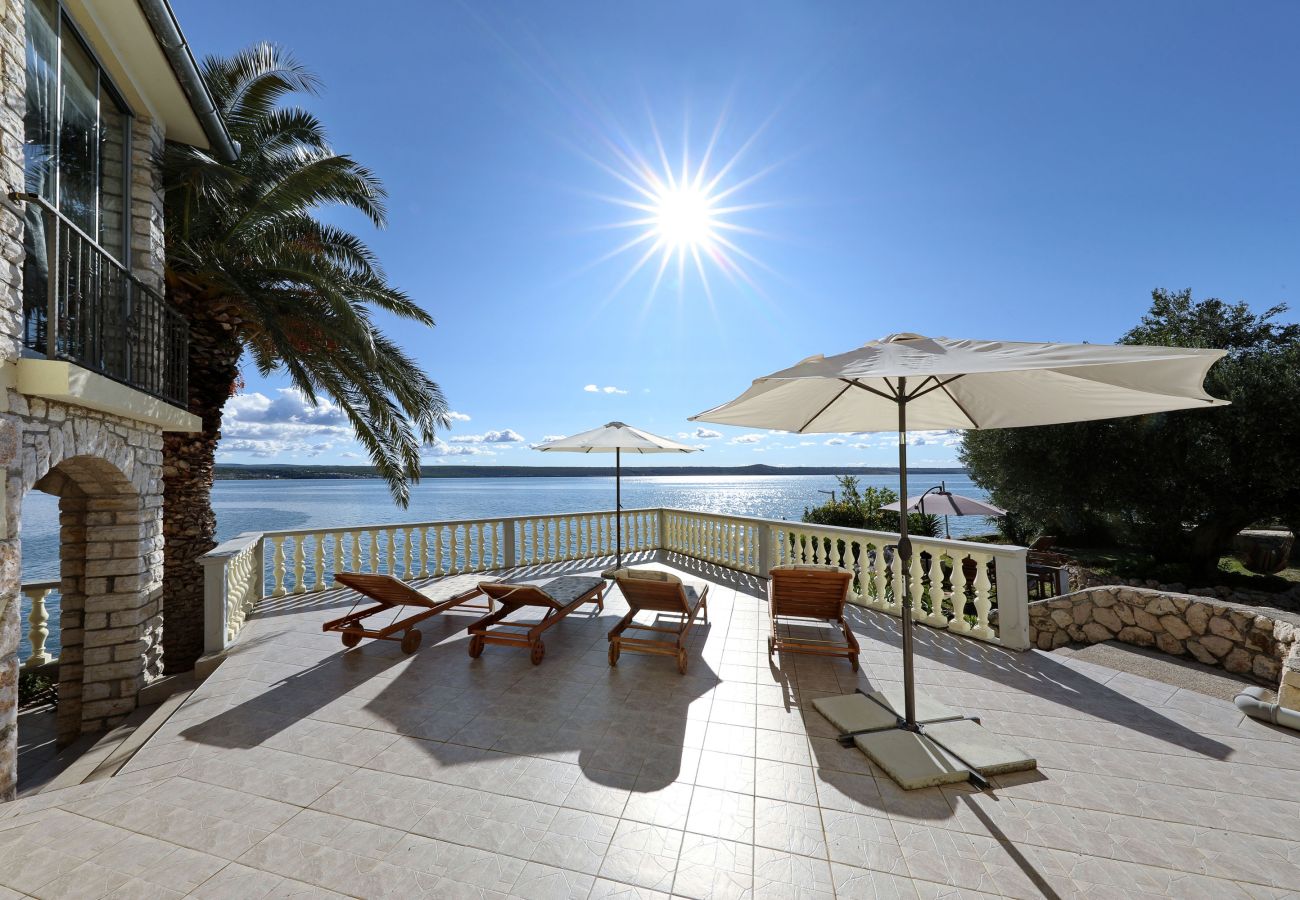 Apartment in Maslenica - Laura, No.3