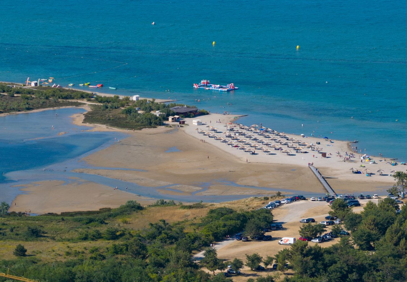 Villa in Nin - Villa Gland – Stilvolles Steinhaus mit Pool, Whirl