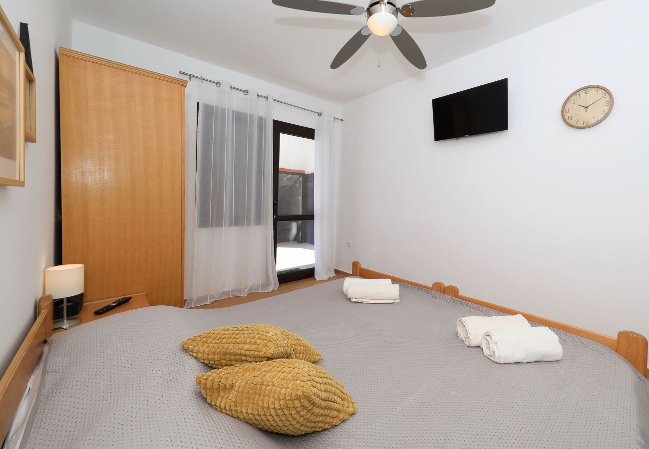 Rent by room in Starigrad - Hibis No. 2