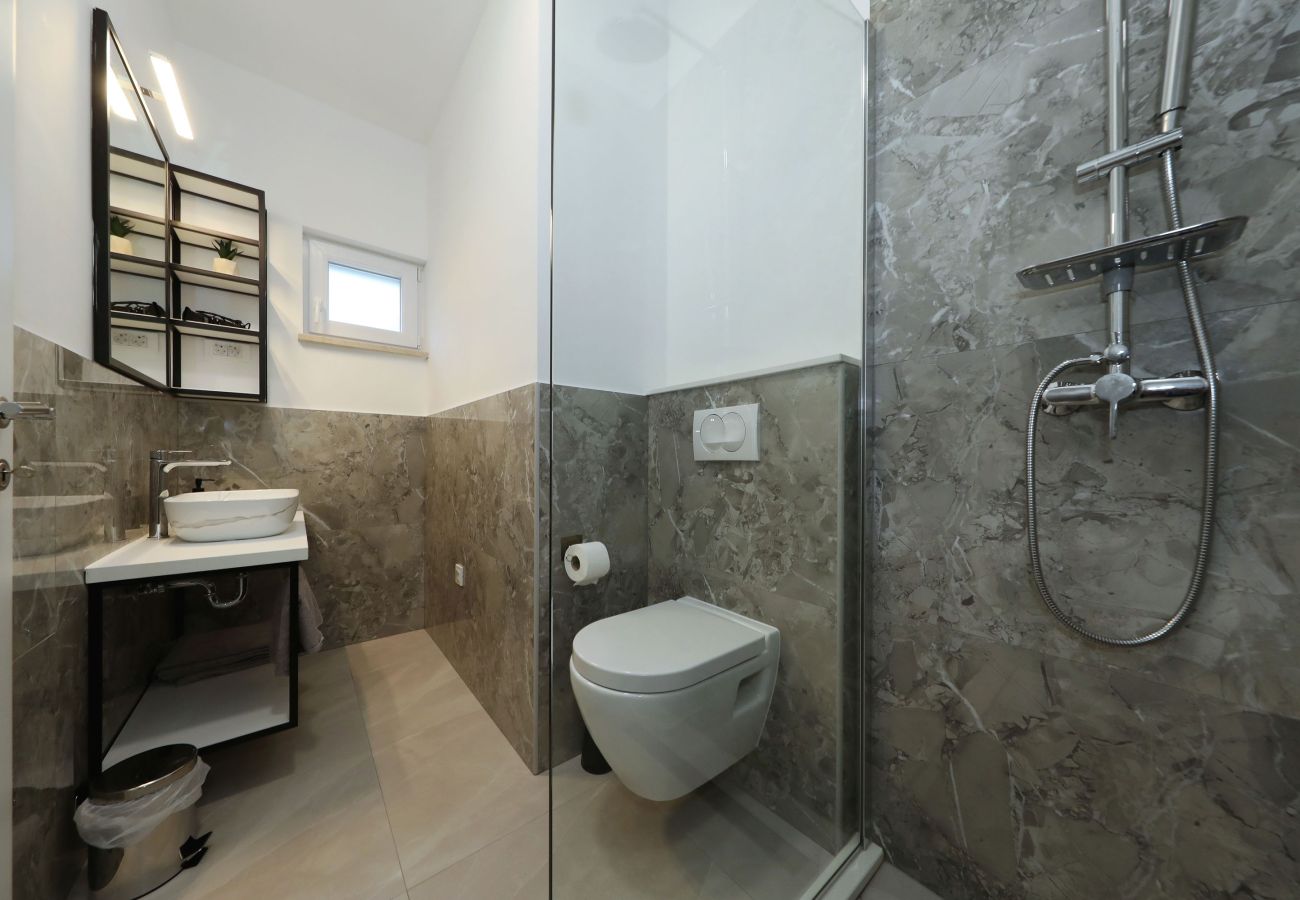 Villa in Kruševo - Villa Zrmanja