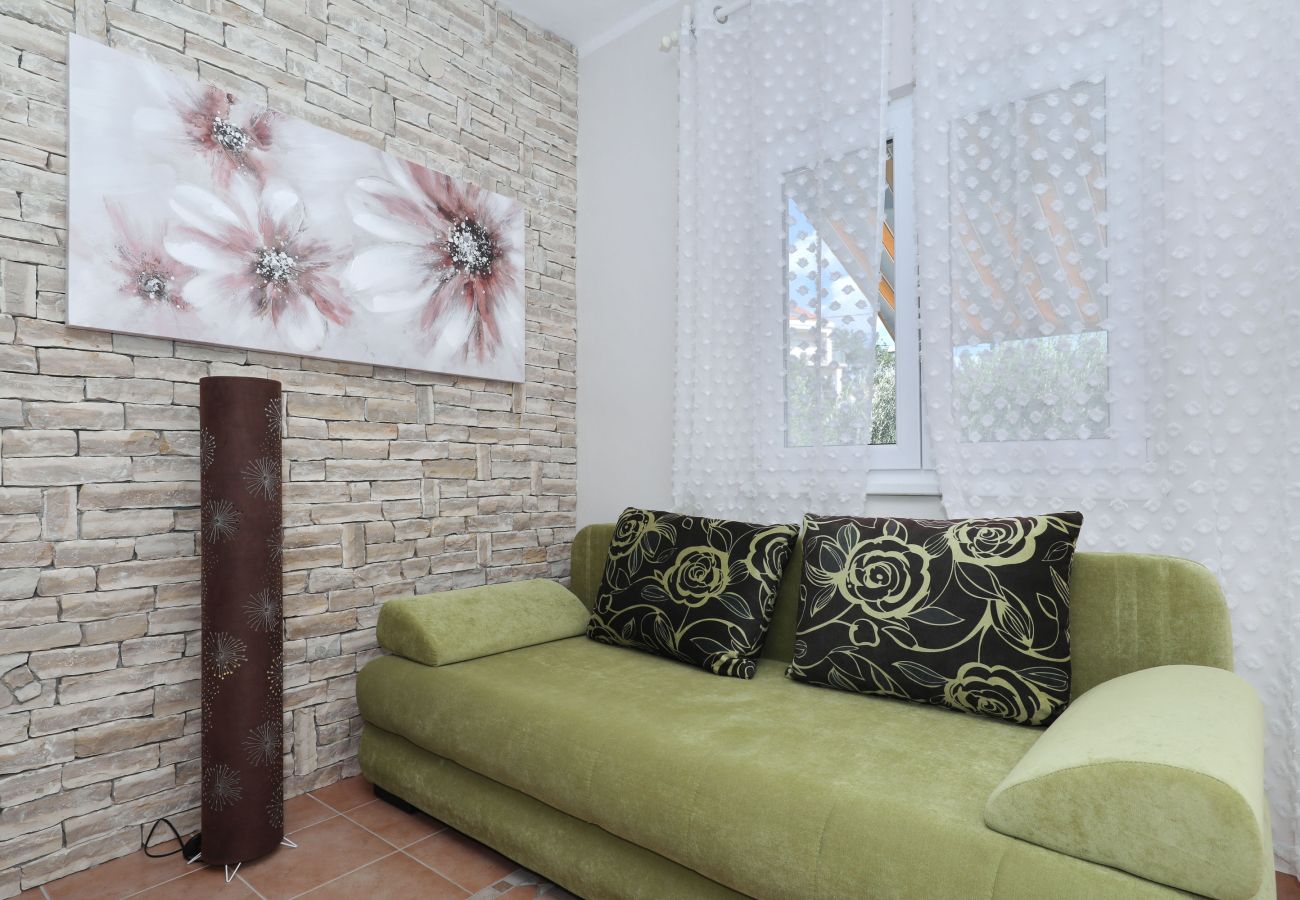 Apartment in Maslenica - Apartment LAURA 1