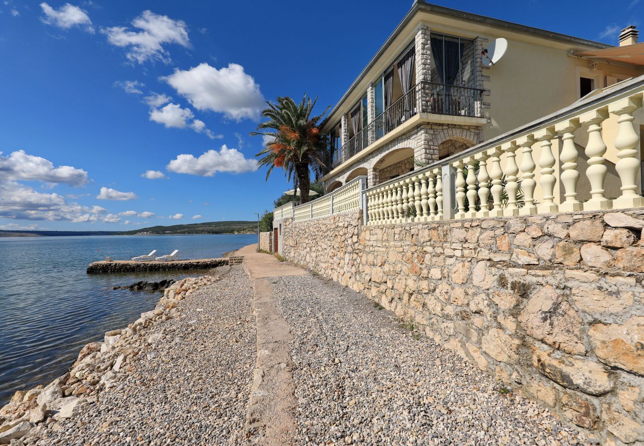 Apartment in Maslenica - Apartment LAURA 1