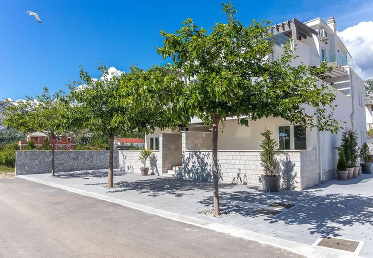 Villa in Starigrad -  Villa Jimmy with Heated Pool