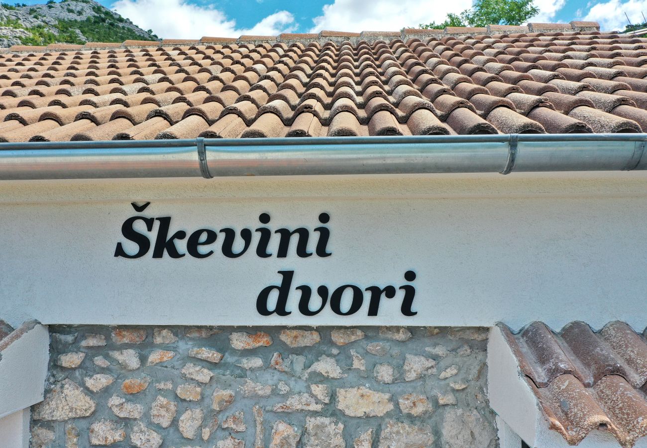 House in Starigrad - Holiday Home Milovac near Paklenica