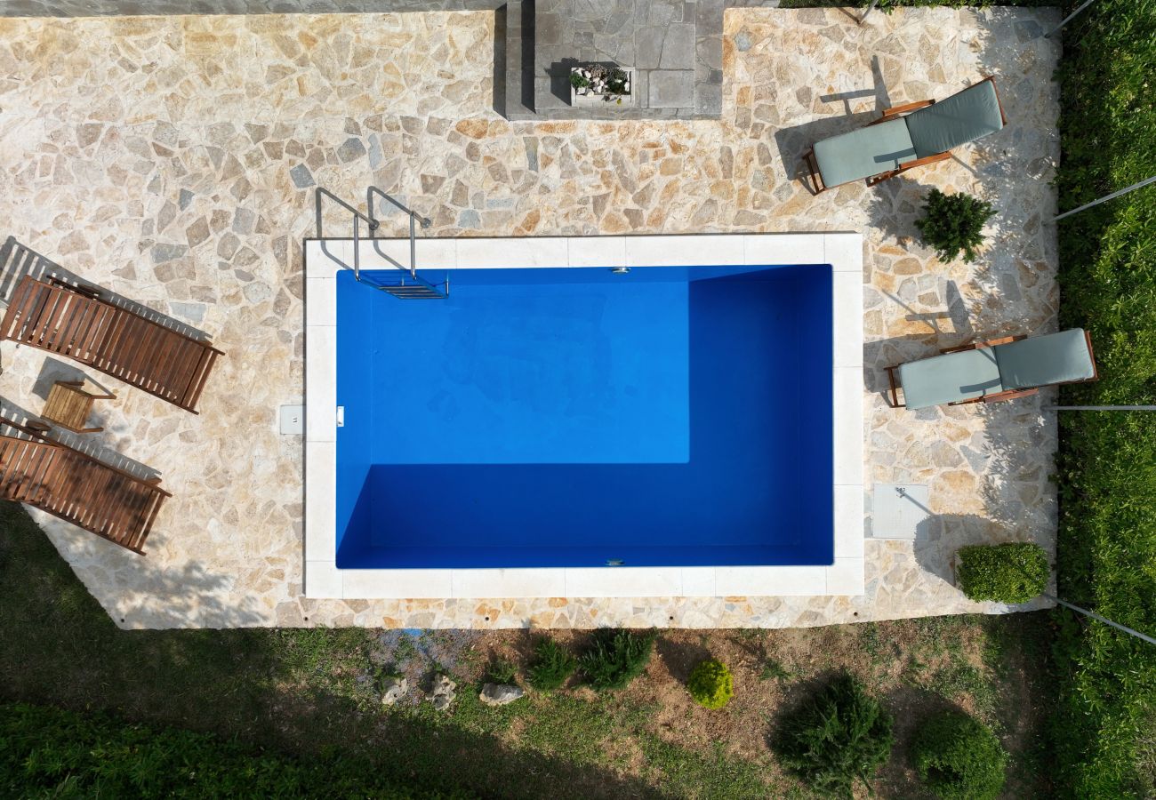 House in Vrsi - Eda, Ferienhaus mit Pool, Terrasse & Grill