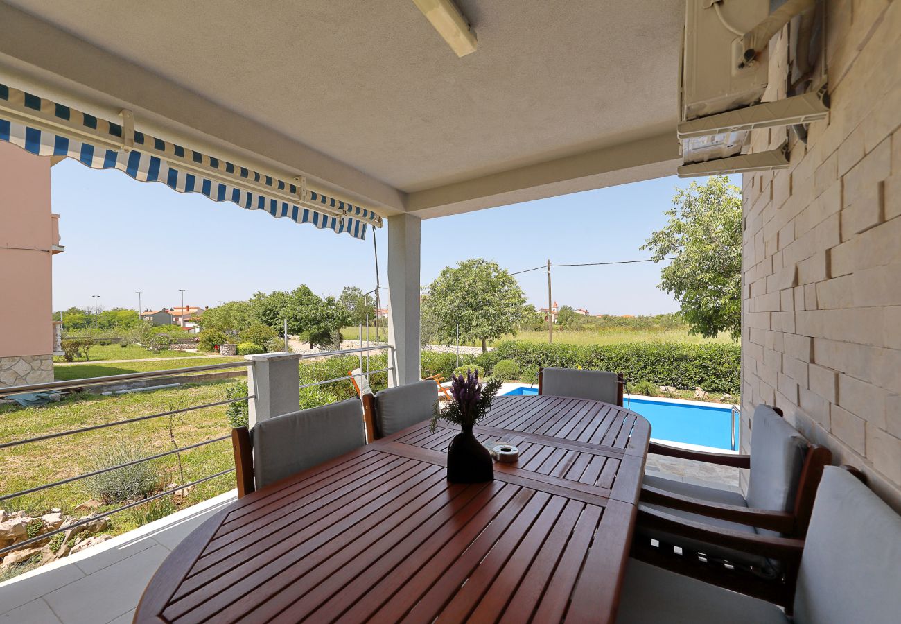 House in Vrsi - Eda, Ferienhaus mit Pool, Terrasse & Grill