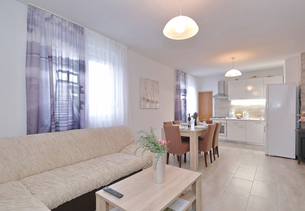 House in Vrsi - Eda, Ferienhaus mit Pool, Terrasse & Grill