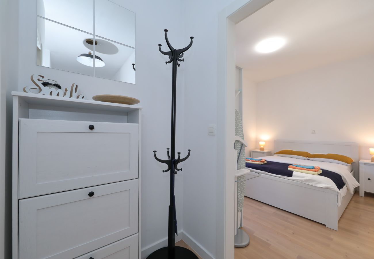 Apartment in Zadar - Bajana, Ferienwohnung für Paare, zentrale Lage