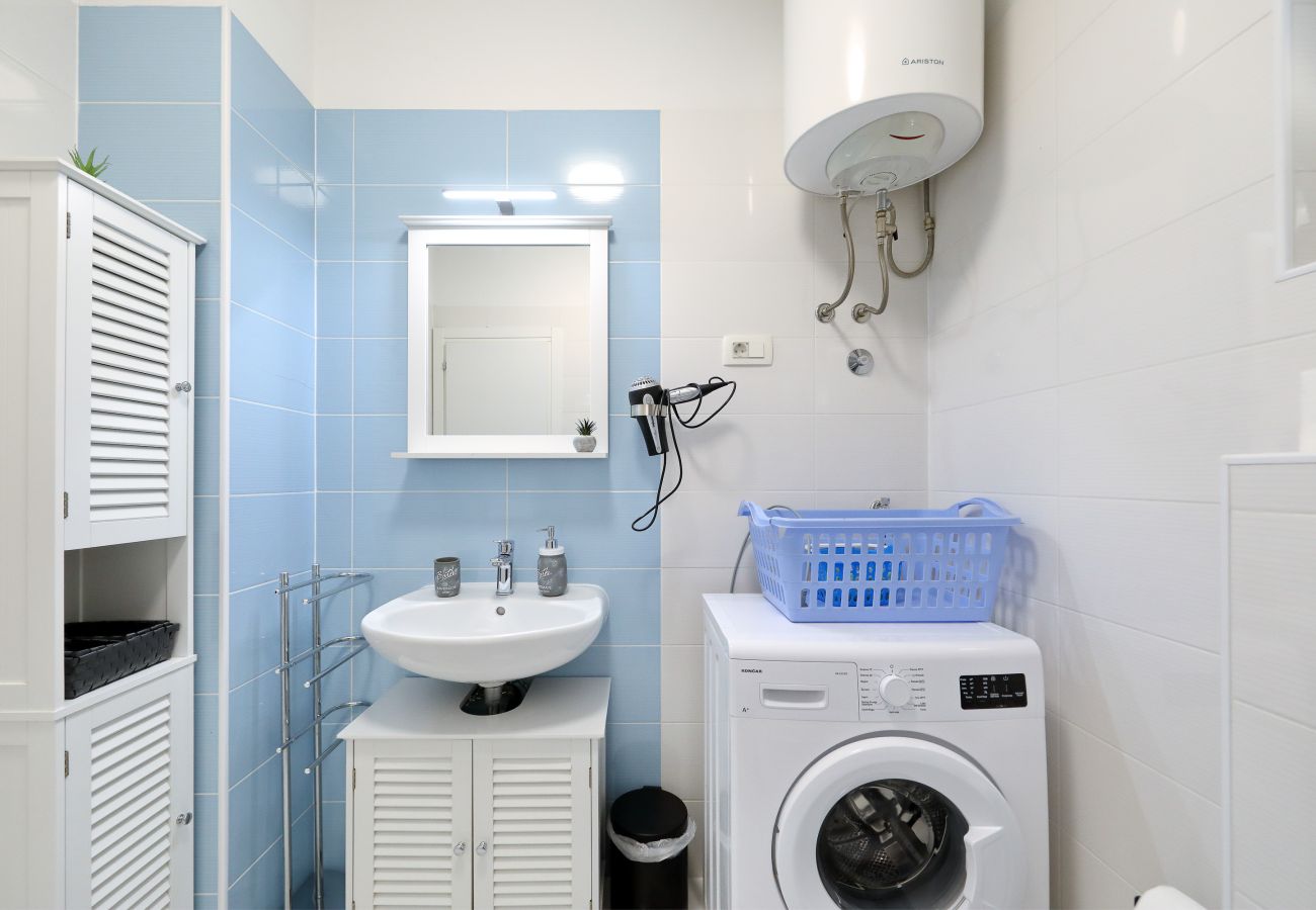 Apartment in Zadar - Bajana, Ferienwohnung für Paare, zentrale Lage