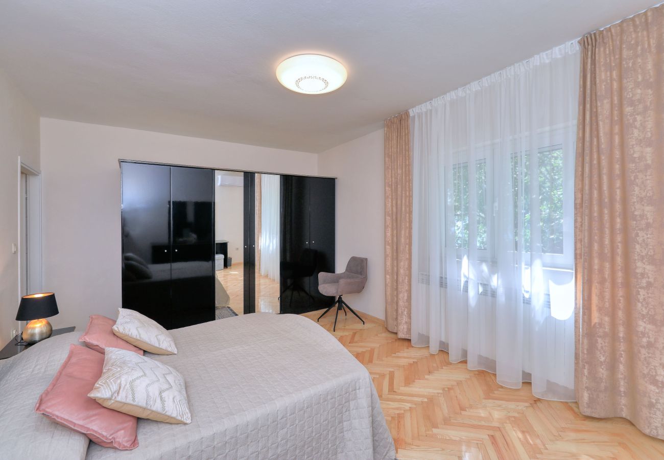 House in Ljubac - Ferienhaus ROSE