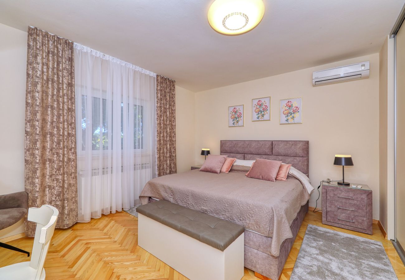 House in Ljubac - Ferienhaus ROSE