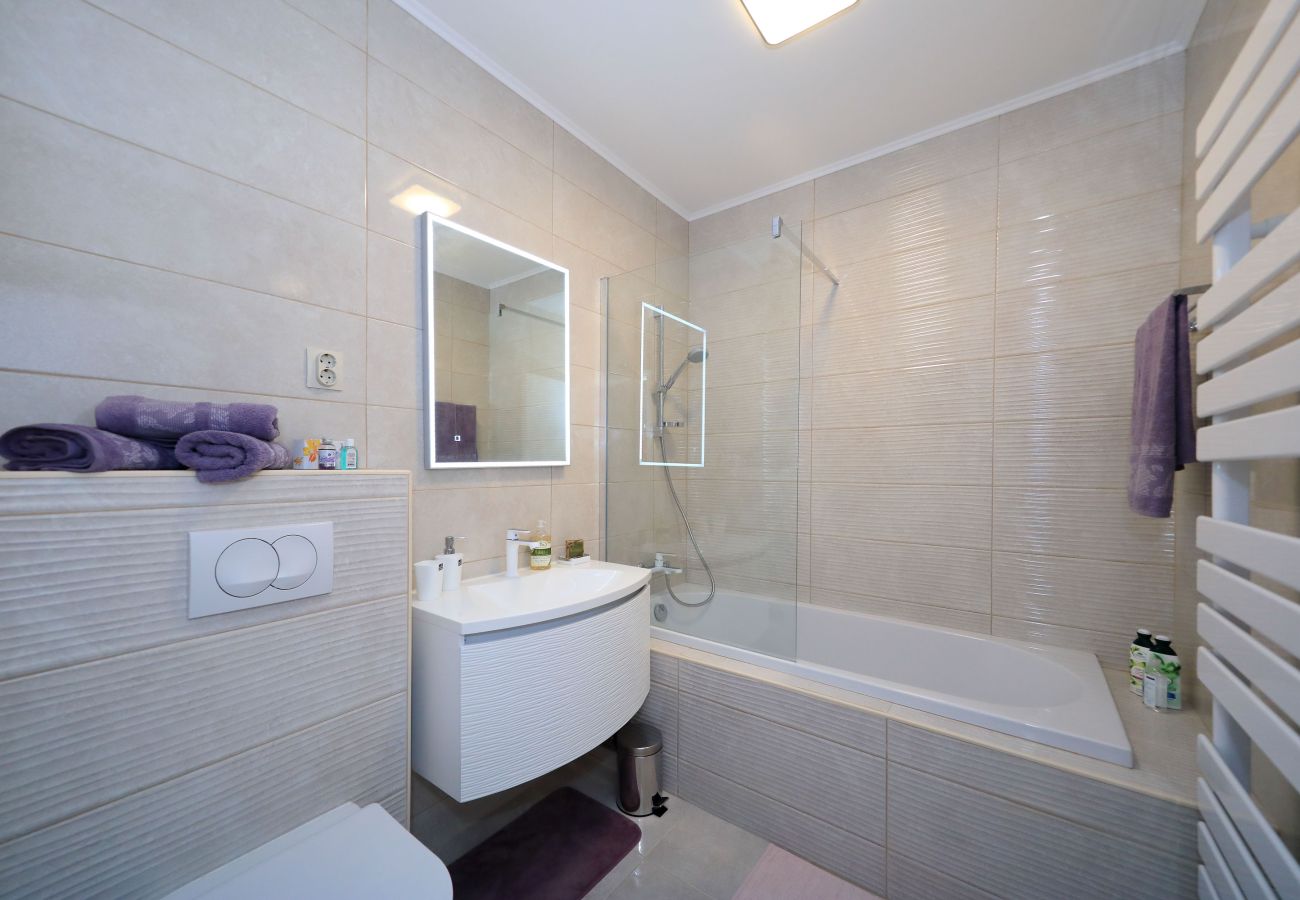 House in Ljubac - Ferienhaus ROSE