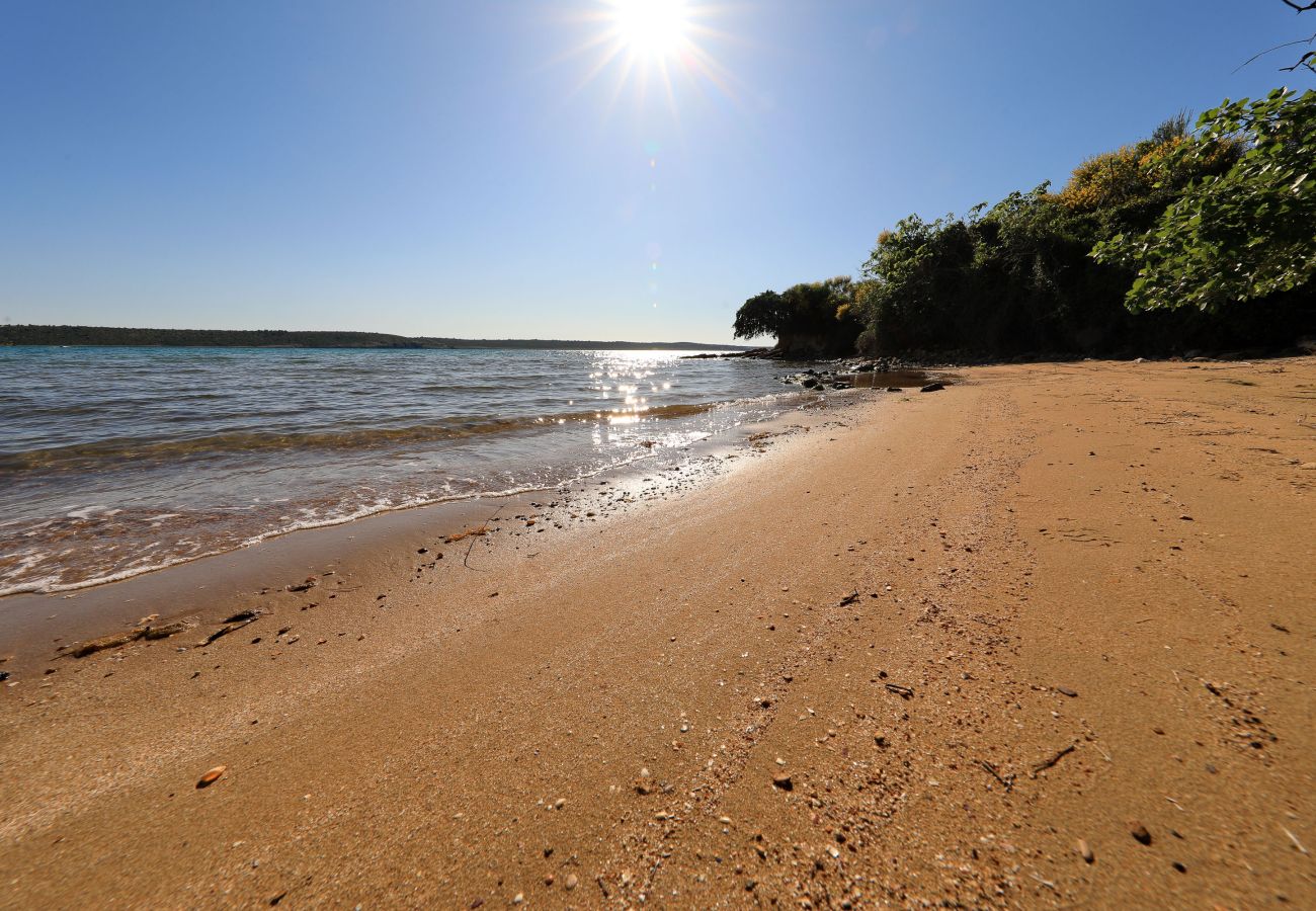 House in Ljubac - Ferienhaus ROSE