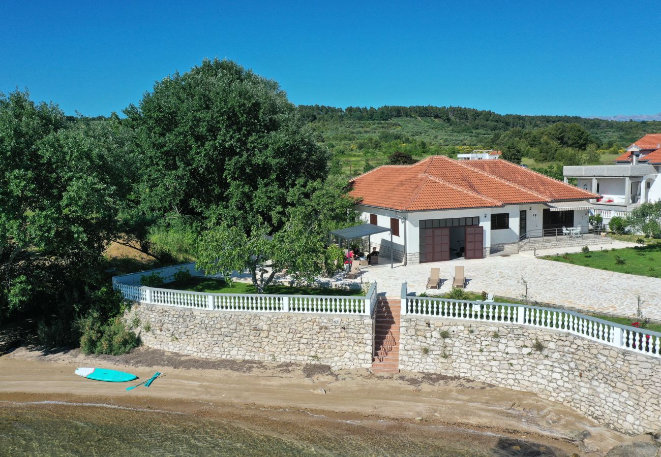 House in Ljubac - Ferienhaus ROSE