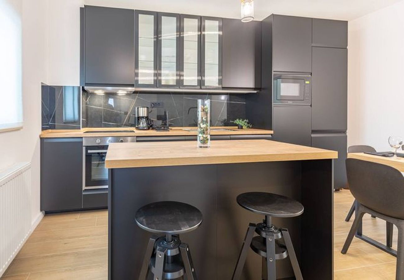 Apartment in Starigrad - Vesela, No 4