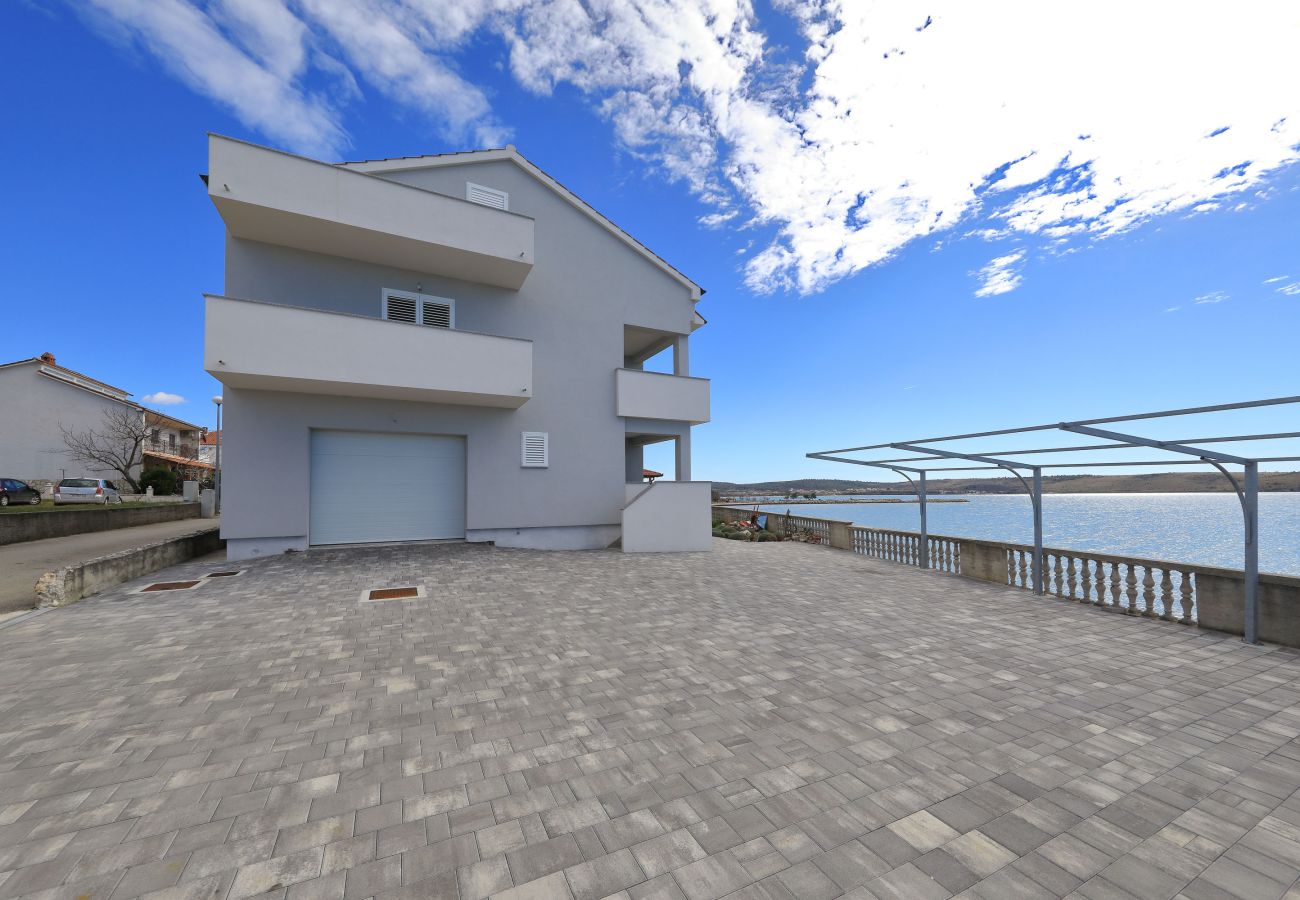 Apartment in Ljubac - Gazic no.2