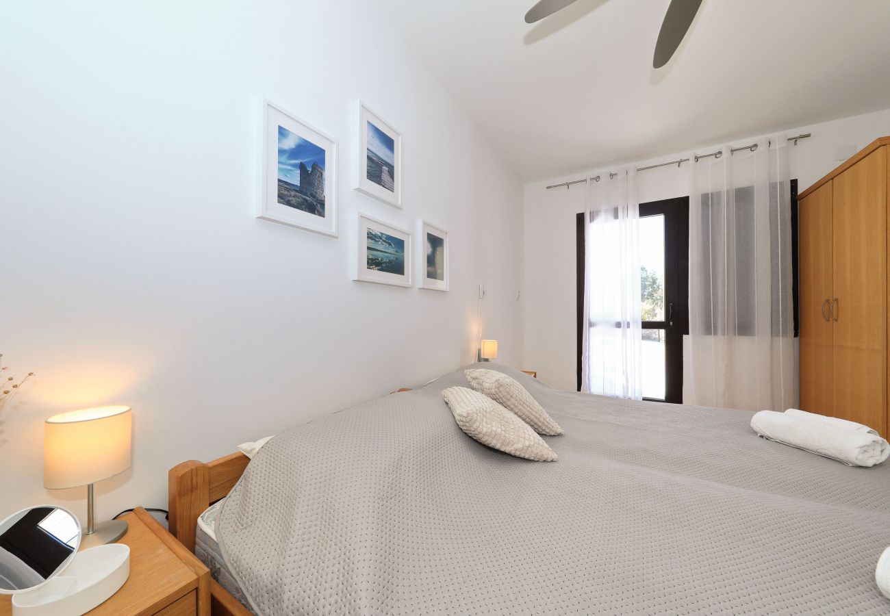 Rent by room in Starigrad - Hibis No. 3