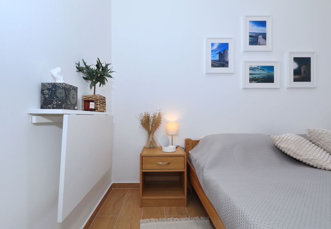 Rent by room in Starigrad - Hibis No. 3