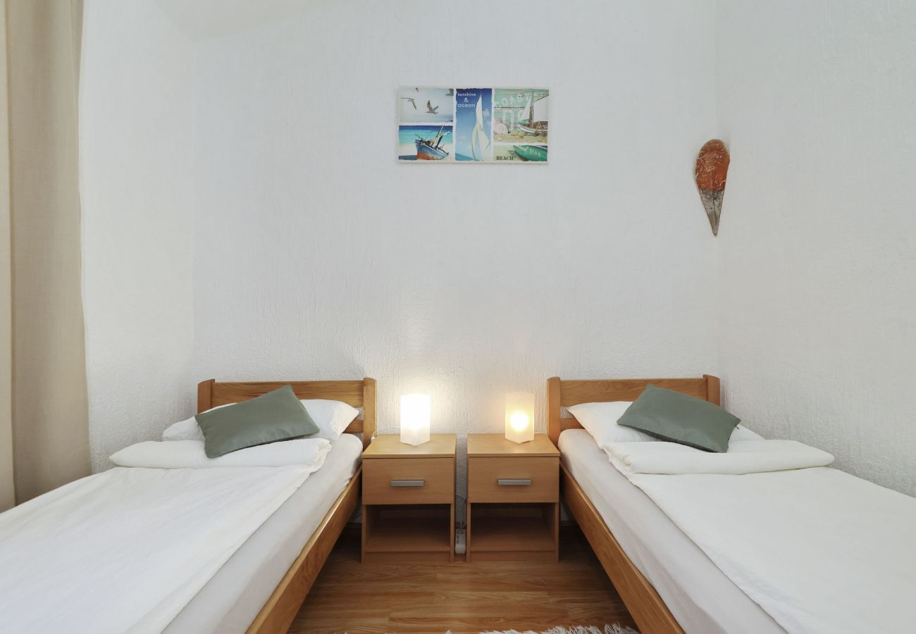 House in Vir -  Malo Fali 