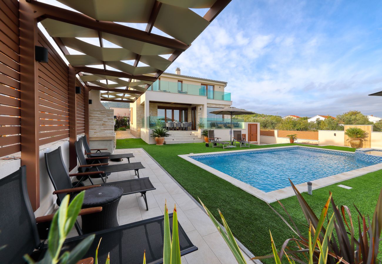 Villa in Dobropoljana - Villa Masanda